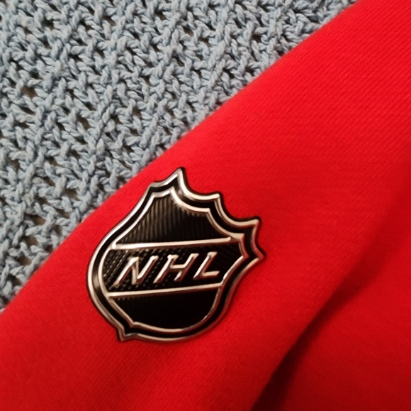 Fanatics Authentic Pro Calgary Fame Heritage Classic Hoody Mens medium - Picture 4 of 9